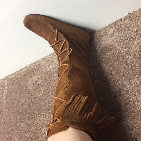 ✨MINNETONKA BOOTS✨ - Picture 3 of 6